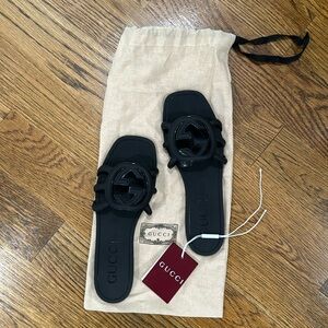 Women's Interlocking G slide sandal